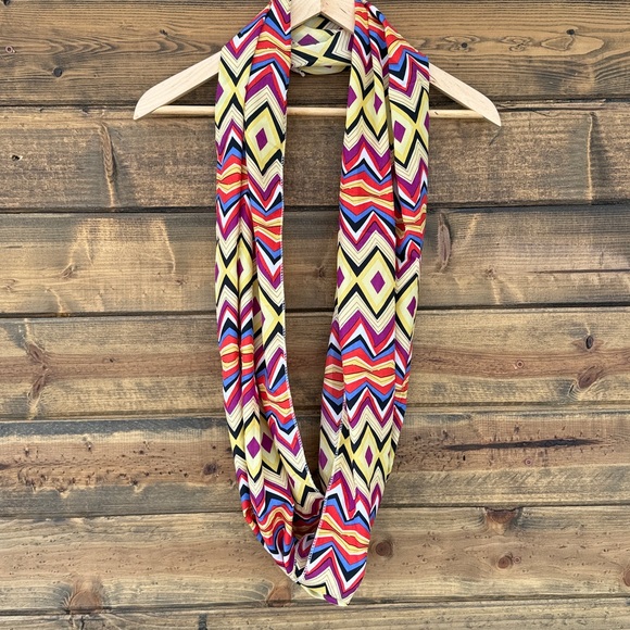 Infinity Scarf - Picture 2 of 6